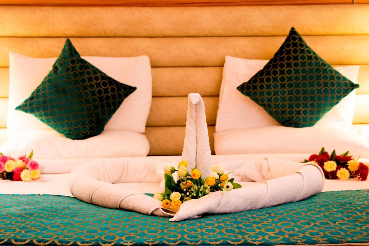 Hotel Landmark Rewa Ngoại thất bức ảnh